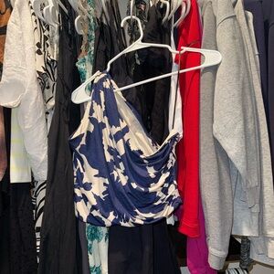 H&M one shoulder sleeve